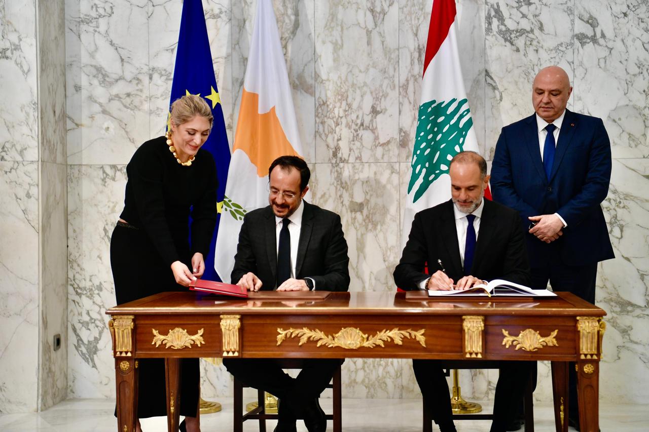 98989898989898988 - Copy.jpeg